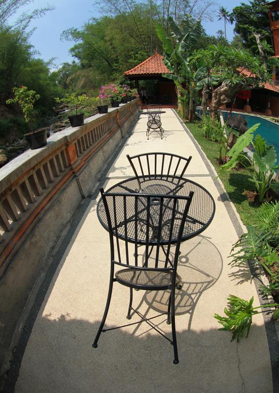 Ubud Hotel And Villas Μαλάνγκ Εξωτερικό φωτογραφία
